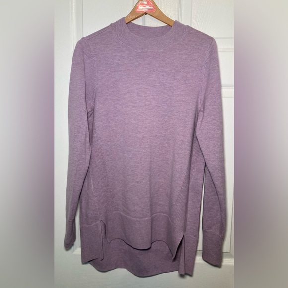 Duluth Trading Co EUC Size Medium Wash-a-Wool Merino Tunic Sweater in Lavender - Picture 4 of 8
